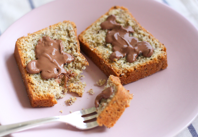 Crusty Hazelnut Cake